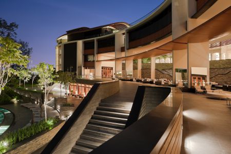 ������� ������� ����� �� Capella Singapore